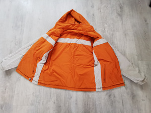 Naiste Nike jope, kahepoolne, M (3 foto / 3)