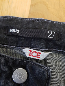 Черные джинсы Iceberg 27 размера