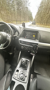 2015 Mazda CX-5 2.0 121kB, бензин+газ LPG (8 фото из 10)