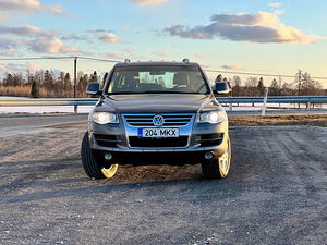 Volkswagen Touareg Highline FL 3.0 V6 165kW (2 foto / 14)