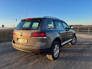 Volkswagen Touareg Highline FL 3.0 V6 165kW (3 foto / 14)