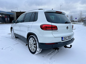 Volkswagen Tiguan Highline (5 foto / 15)