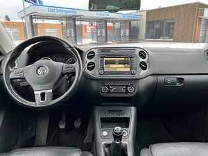Volkswagen Tiguan Highline (10 foto / 15)
