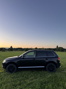 VOLKSWAGEN TOUAREG 3.0 165kw (6 foto / 14)
