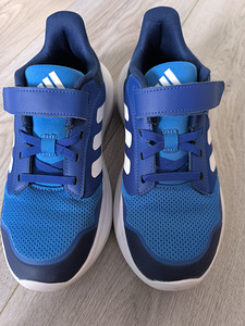 Adidas tossud 35 suurus (3 foto / 4)