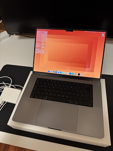 MacBook Pro 16 inch - 2021 - M1 Pro - 32GB - 1TB (1 foto / 4)