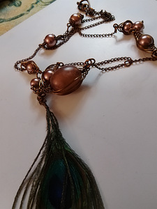 Riikinkukko sulka kaulakoru lasi helmillä (2 valokuva sivusta 5)