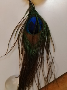 Riikinkukko sulka kaulakoru lasi helmillä (4 valokuva sivusta 5)