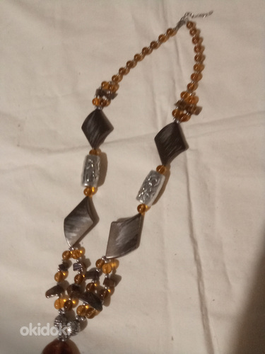 VINTAGE KAULAKORU LASI HELMILLÄ