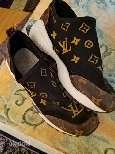 Louis Vuitton nahka kangas kengät