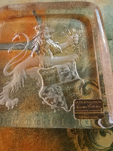 Mats Johansson kristalli lasi taide teos leijona vaakuna (2 valokuva sivusta 4)