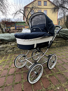 Emmaljunga Mondial DeLuxe Navy (1 foto / 10)