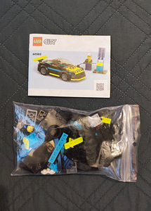60383 LEGO City Elektriline sportauto (2 foto / 2)