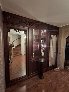 Mahagonist vitriinkapp. (4 foto / 6)