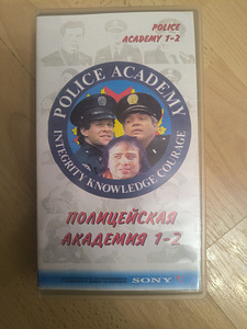 Видеокассеты (2 фото из 7)