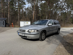 Volvo v70 2002a 120kw (1 foto / 7)