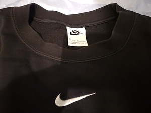 Naiste pusa Nike, XL (2 foto / 3)