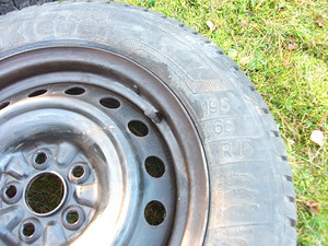Rehvid Toyota Avensisele 195/65/15 (2 foto / 3)
