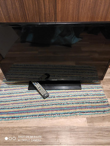 Samsung UE32EH4003 (1 foto / 2)
