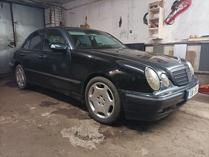 Мерседес бенц w210 e320cdi (2 фото из 4)