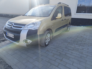 Citroen Berlingo XTR (2 foto / 8)