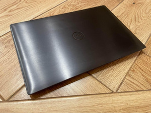 DELL Precision 5530, i9, 16GB, P2000 (3 foto / 3)