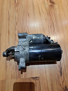 BOSCH Starter AUDI A4 B8 TDI 105KW