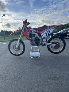 Honda crf 450R 2016 (4 foto / 7)