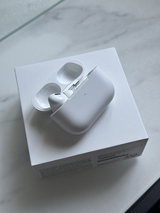 Apple AirPods Pro 2 (оригинал, левый наушник) (2 фото из 4)