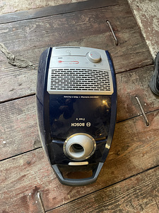 Tolmuimeja Bosch BSGL51300 (1 foto / 4)