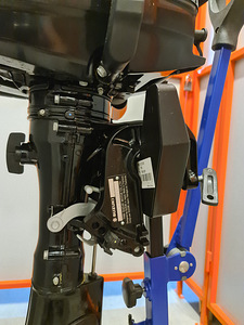 Paadimootor Suzuki DF6A (7 foto / 10)