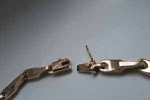 Uus-reljeefsetest-valanditest-kuldkett-217,45gr. (6 foto / 6)