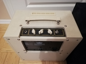 VOX AC4TV (2 фото из 3)