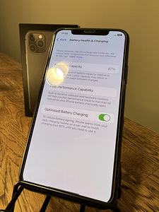 iPhone 11 Pro 256 GB (4 foto / 5)