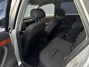 Audi A4 1.9 TDi 96 kW M/T (7 foto / 8)
