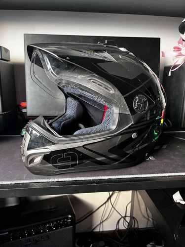 Müün motokrossi ja ATV kiivrit