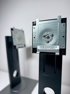 UUED Dell monitorijalad (2tk) (3 foto / 4)