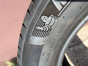 Шины Michelin 235/55 R19 (5 фото из 5)