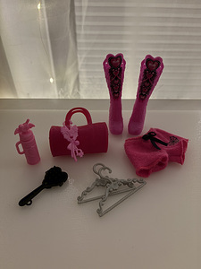 MONSTER HIGH Secrets Mystery Monsters nukk Draculaura 27 cm (3 foto / 8)
