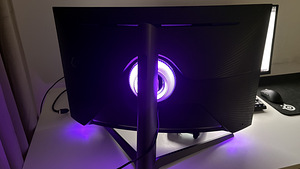32" 2K Odyssey G7 Curved Gaming Monitor (240Hz) (2 foto / 4)