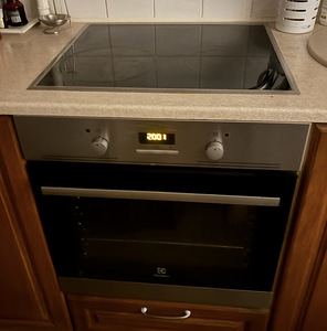 Electrolux elektriline pliidiplaat (1 foto / 3)