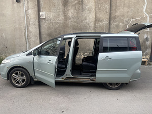 Mazda 5 (4 foto / 15)
