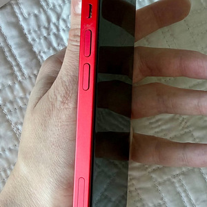 iPhone 13, Red, 128 GB (9 foto / 10)