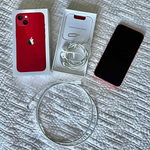 iPhone 13, Red, 128 GB (2 foto / 10)