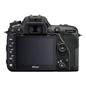 Nikon D7500 18-105mm f/3.5-5.6G ED VR (5 foto / 6)