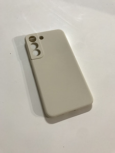 Samsung-galaxy-s22-valge siliikon kaitse korpus (2 foto / 2)