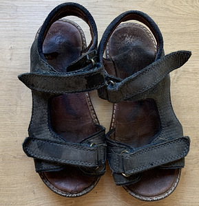 ELEFANT nahk Sandals. Suurus 31. (2 foto / 2)