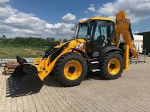Tööd traktoristina JCB 4CX ekskavaatorlaaduril (1 foto / 1)