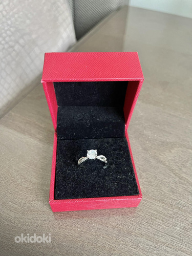 Обручальное кольцо с муассанитом и круглым бриллиантом 1 карат (фото #5)