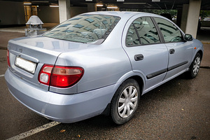 Autorent Nissan Almera, Uber/ Bolt Food / Wolt Food (4 foto / 4)